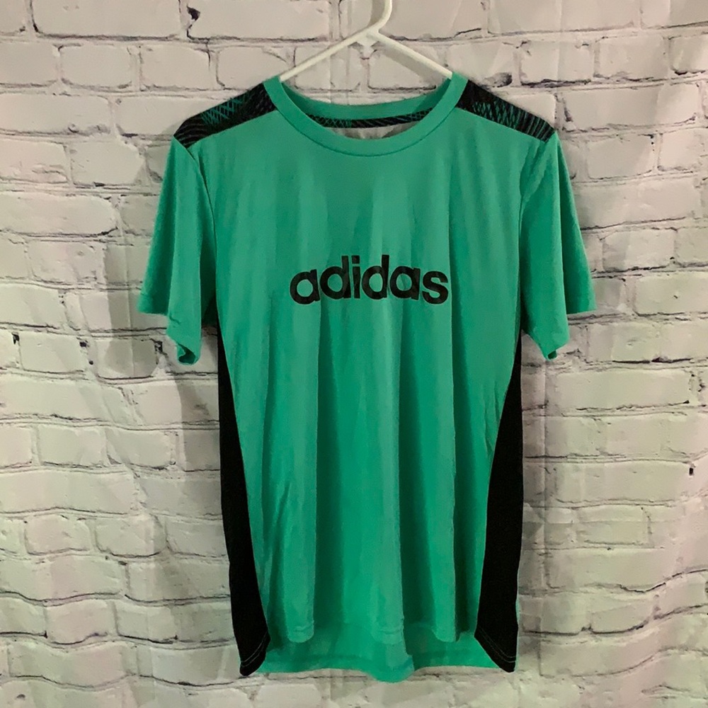 Adidas Boys Set XL (18/20) Shirt and shorts